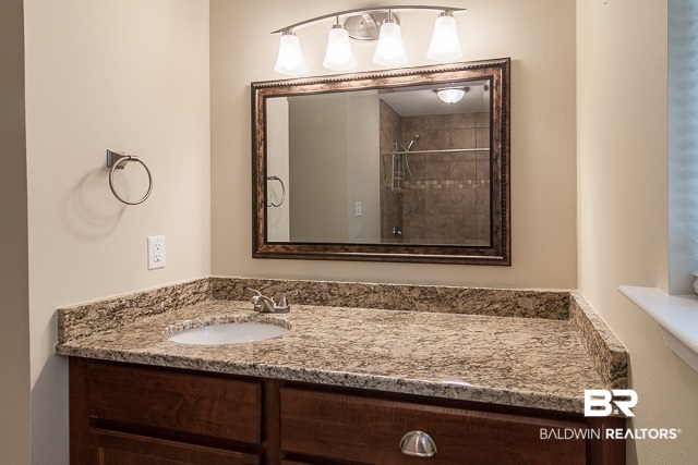 340 Ridgewood Drive Daphne, AL 36526 - Photo 28 of 35 Master Bath