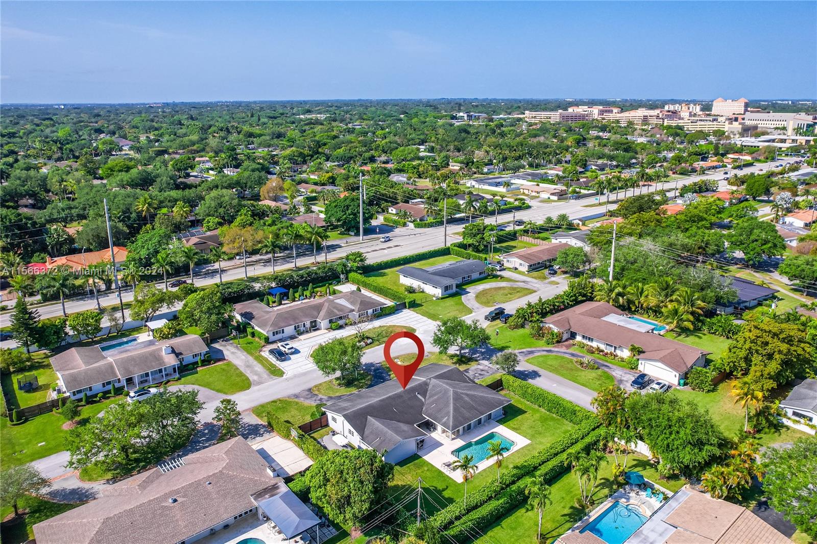 8341 Southwest 87th Terrace Miami, FL 33143 - Photo 28 of 31 a view of a city