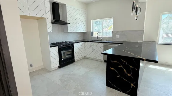 $4,500 | 16015 Acre Street, North Hills, CA 91343
