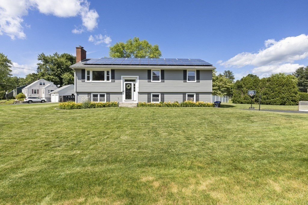 4 Longfellow Road Northborough, MA 01532 - Photo 1 of 42 Gallery Image 1