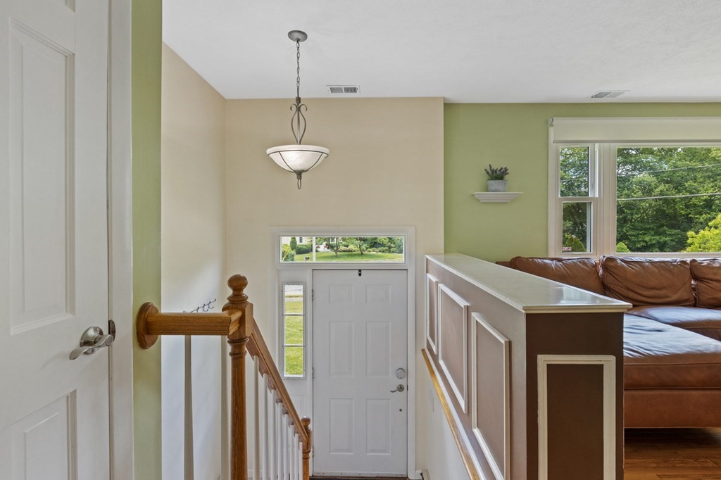 4 Longfellow Road Northborough, MA 01532 - Photo 12 of 42 Gallery Image 12