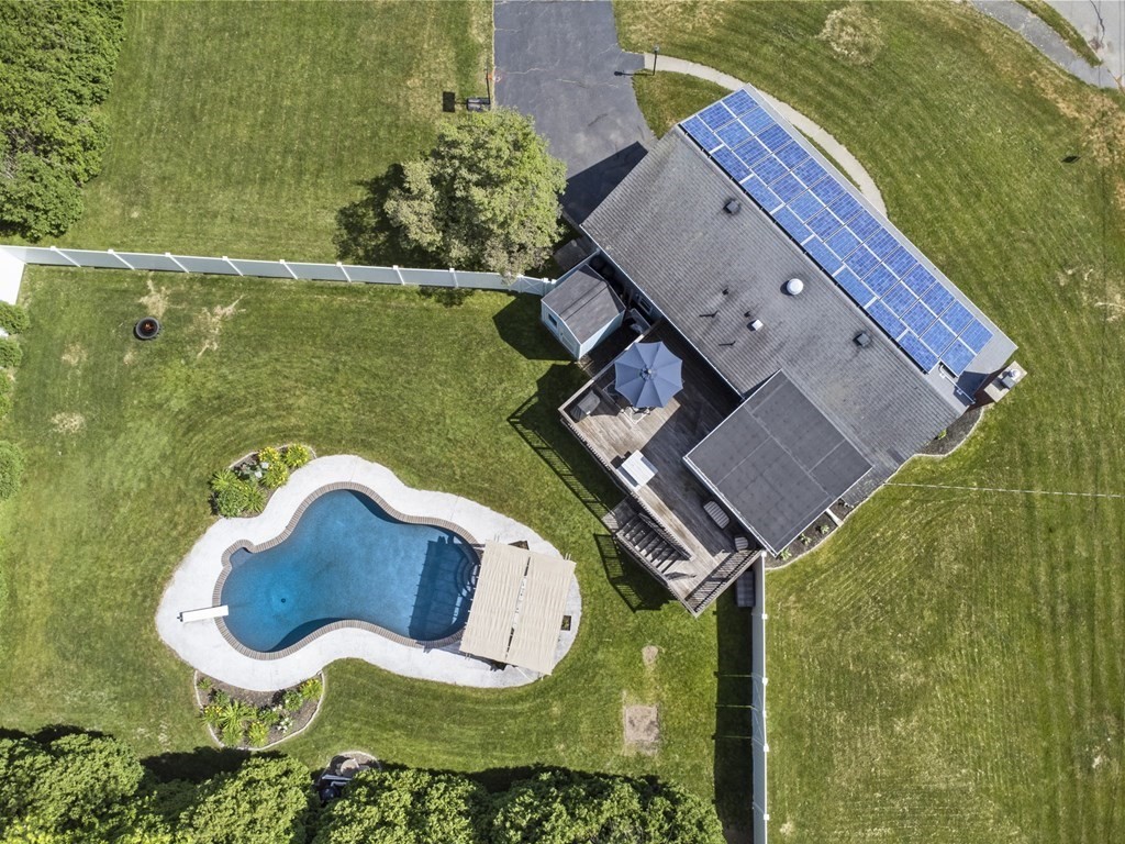 4 Longfellow Road Northborough, MA 01532 - Photo 6 of 42 Gallery Image 6