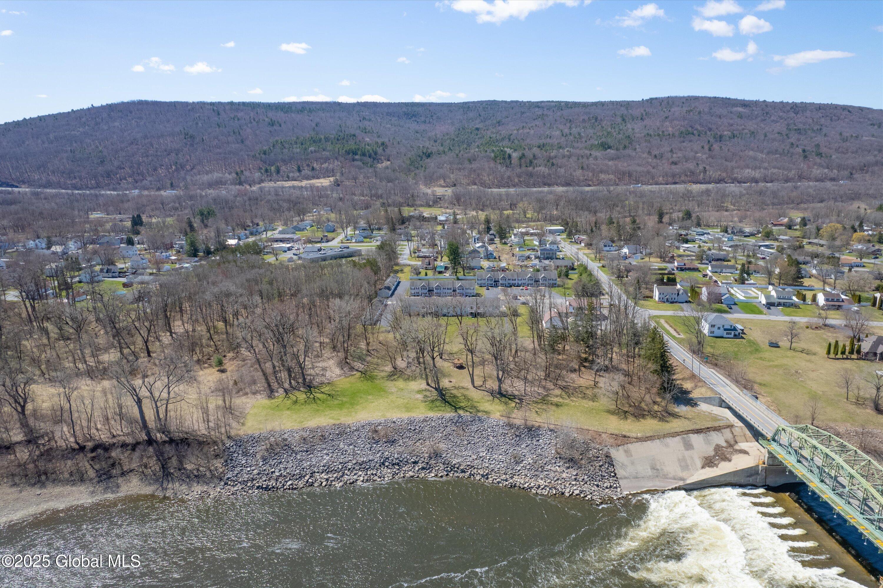 31 Riverside Drive Rotterdam Junction, NY 12150 - Photo 38 of 66 63-31 Riverside Dr-63