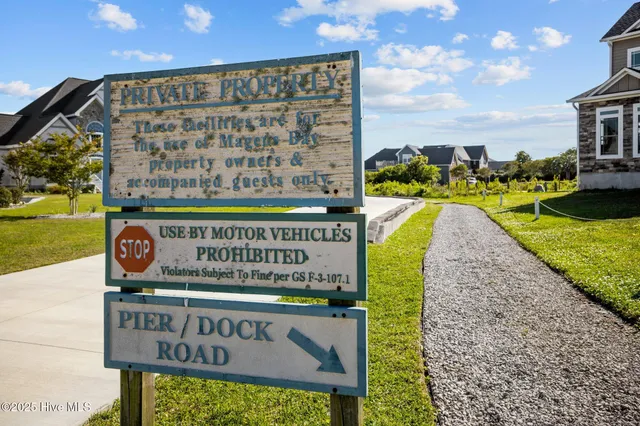 $195,000 | 202 Royal Oaks Court, Cedar Point, NC 28584