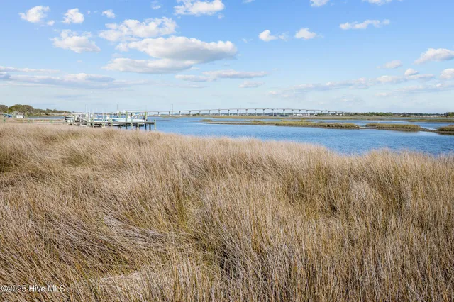 $195,000 | 202 Royal Oaks Court, Cedar Point, NC 28584