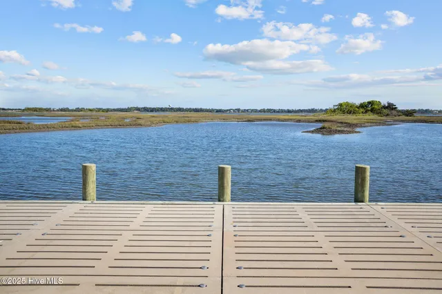 $195,000 | 202 Royal Oaks Court, Cedar Point, NC 28584