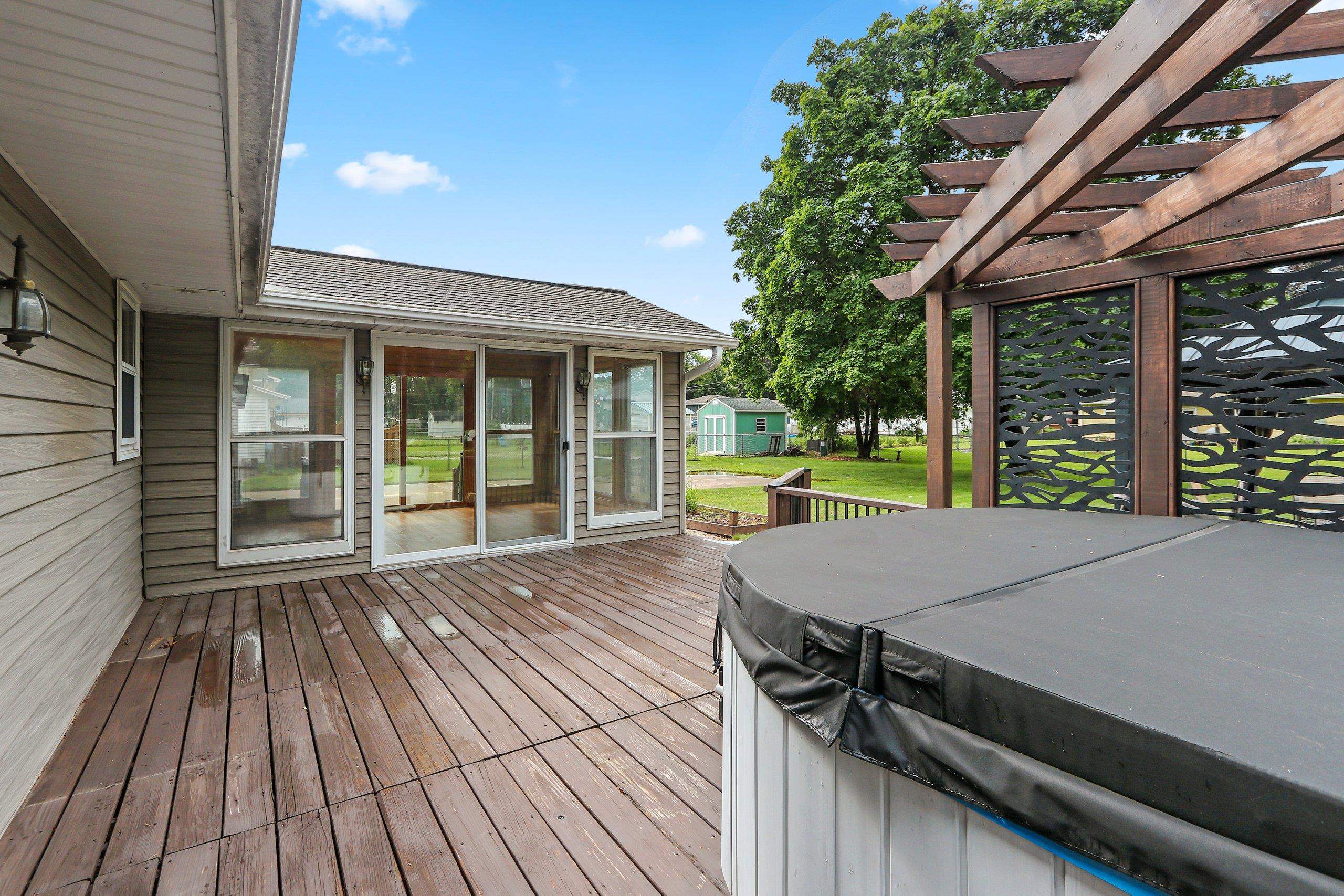 1203 Valleyview Road Green Bay, WI 54304 - Photo 67 of 81