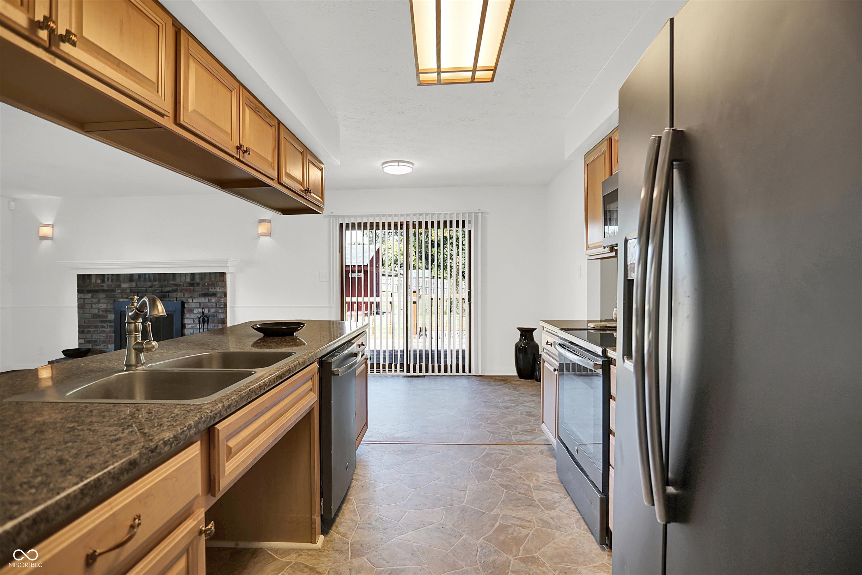 6706 Balmoral Road Indianapolis, IN 46241 - Photo 7 of 28 Gallery Image 7