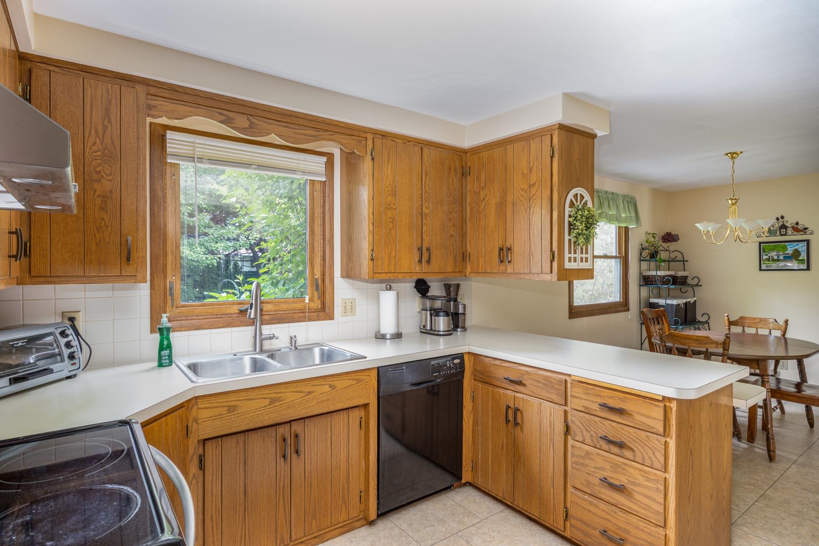 1715 North Viola Street Appleton, WI 54911 - Photo 12 of 44