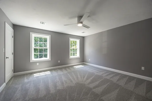 $4,000 | 122 Canal Street, Blackstone, MA 01504