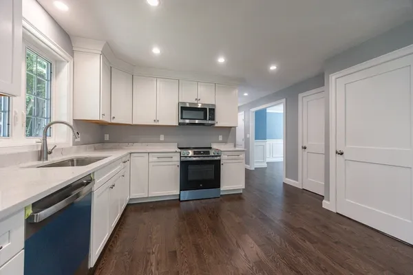 $4,000 | 122 Canal Street, Blackstone, MA 01504