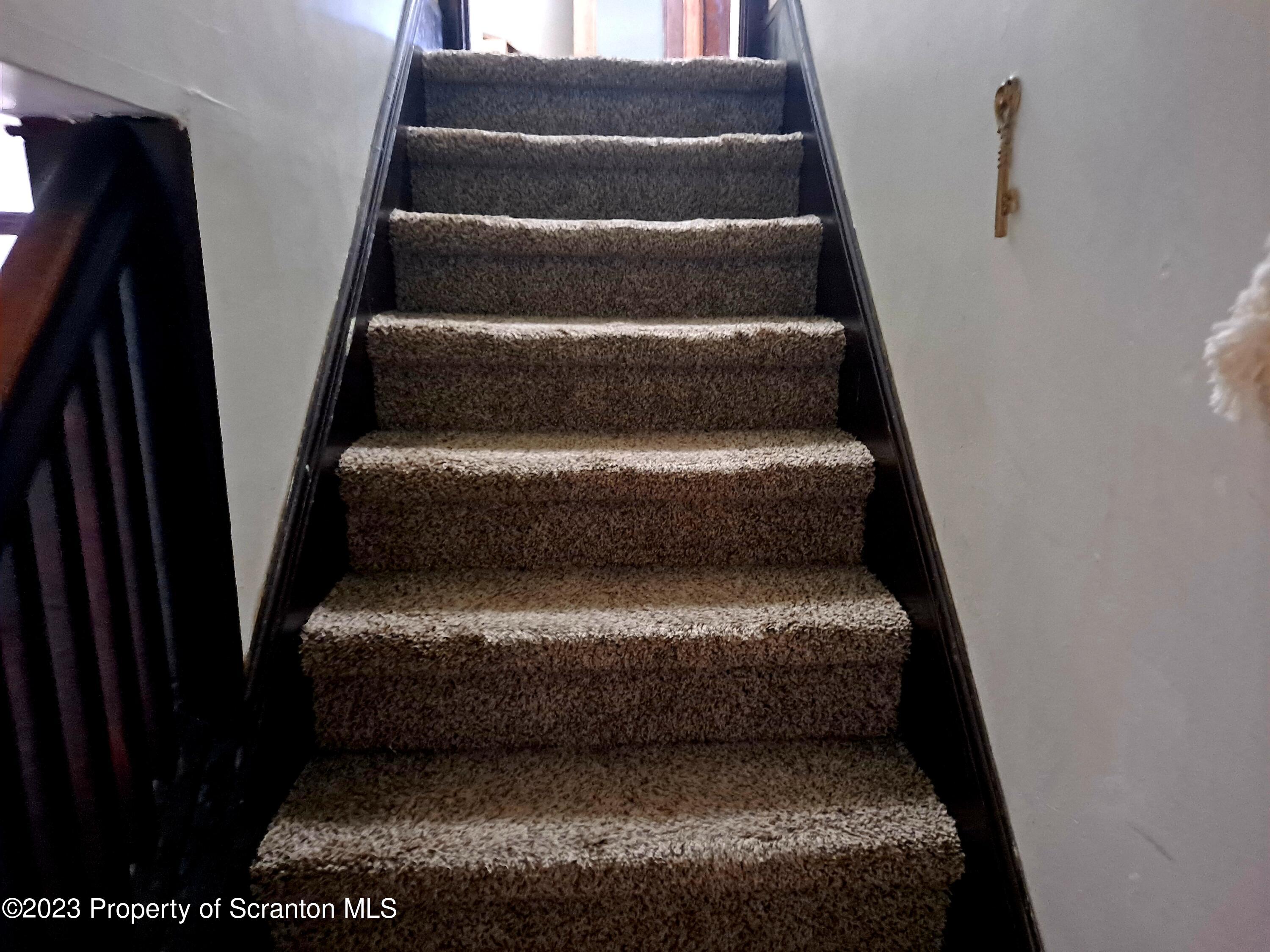 231 Putnam Street Scranton, PA 18508 - Photo 9 of 13