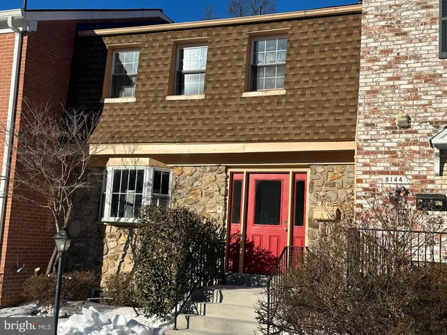 $3,250 | 8146 Larkin Lane, Vienna, VA 22182