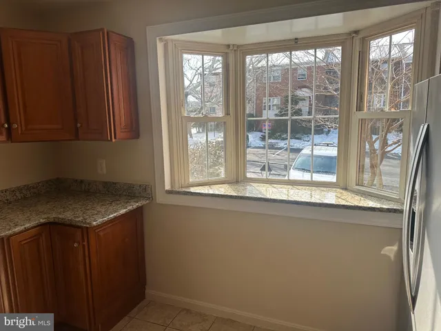 $3,250 | 8146 Larkin Lane, Vienna, VA 22182