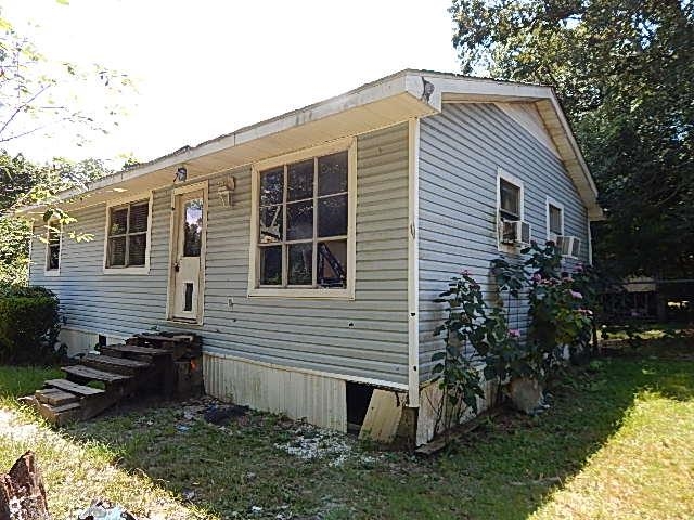 22849 Mobile Street Robertsdale, AL 36567 - Photo 5 of 15 Side