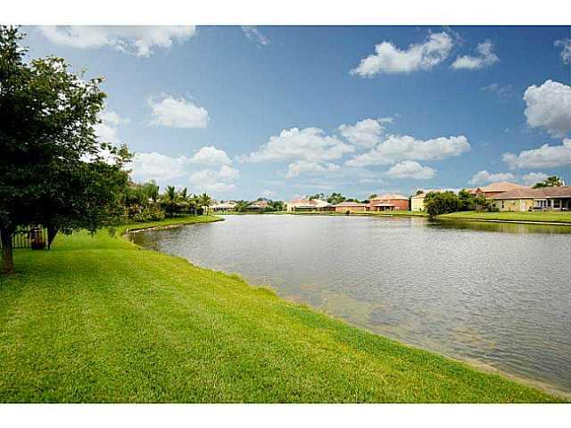 2183 Southwest Panther Trace Stuart, FL 34997 - Photo 2 of 25 Gallery Image 2