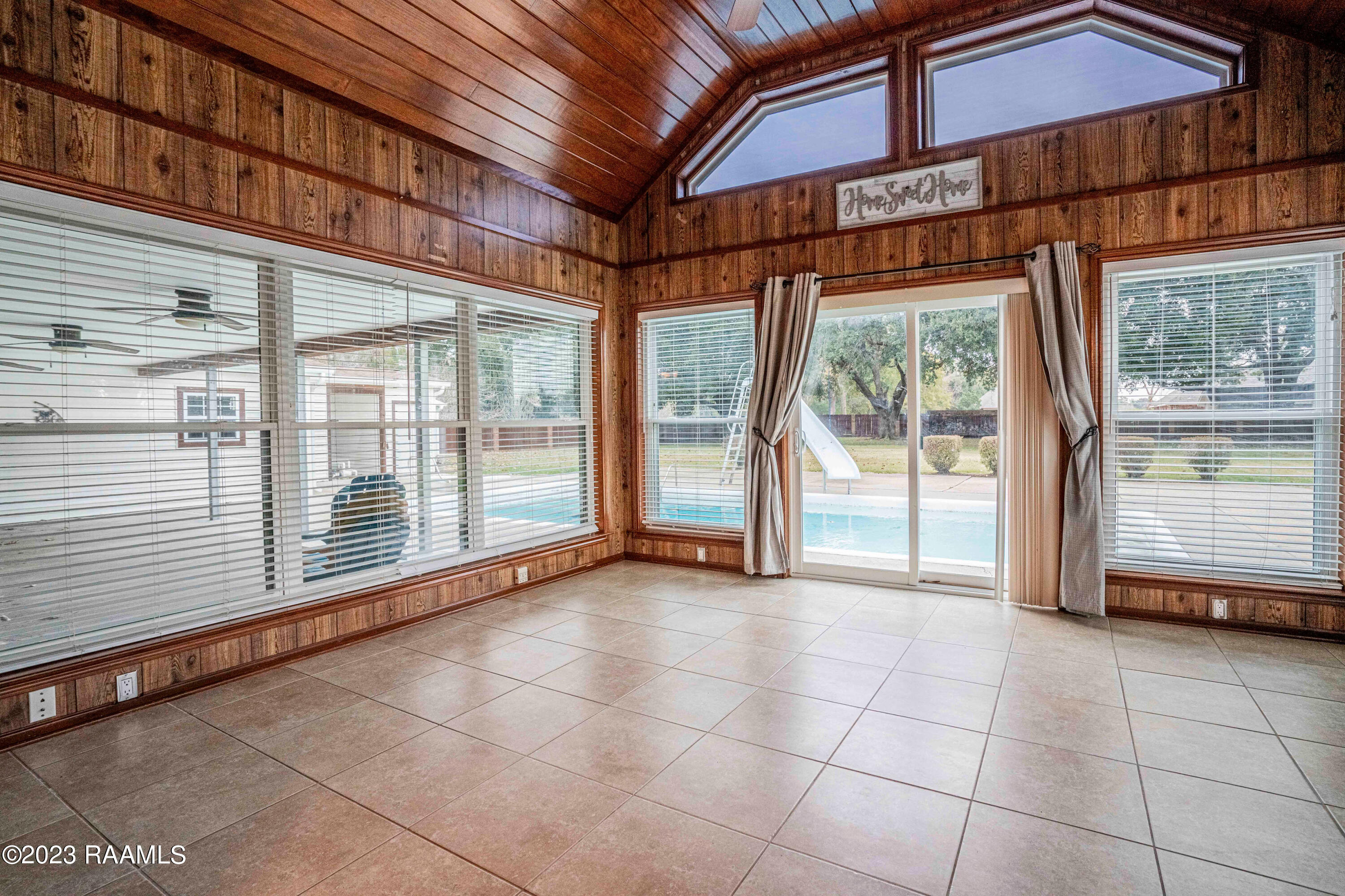 1038 Thibodeaux Road Breaux Bridge, LA 70517 - Photo 28 of 44 SH_08420-HDR