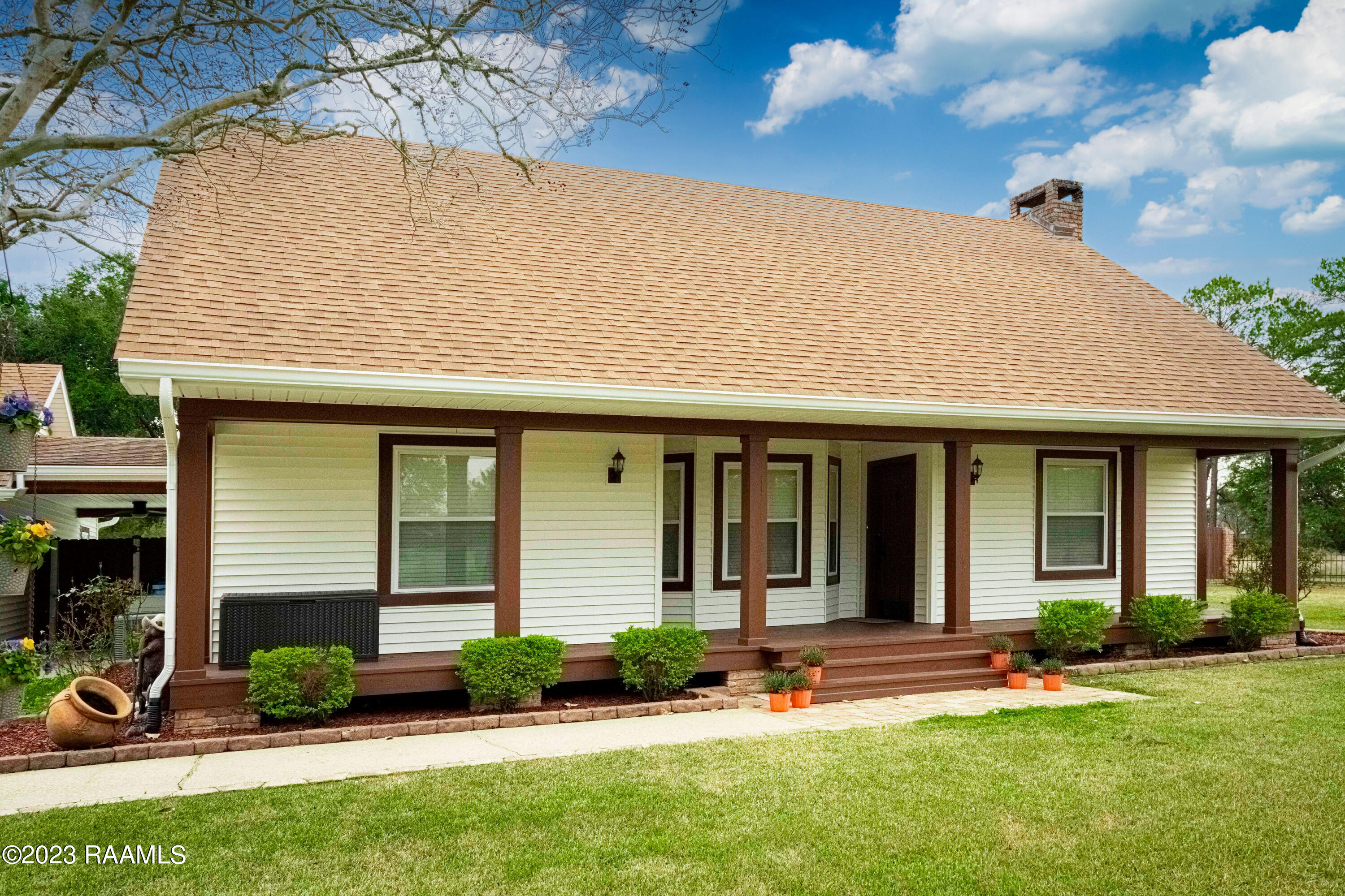 1038 Thibodeaux Road Breaux Bridge, LA 70517 - Photo 4 of 44 SH_08414-HDR