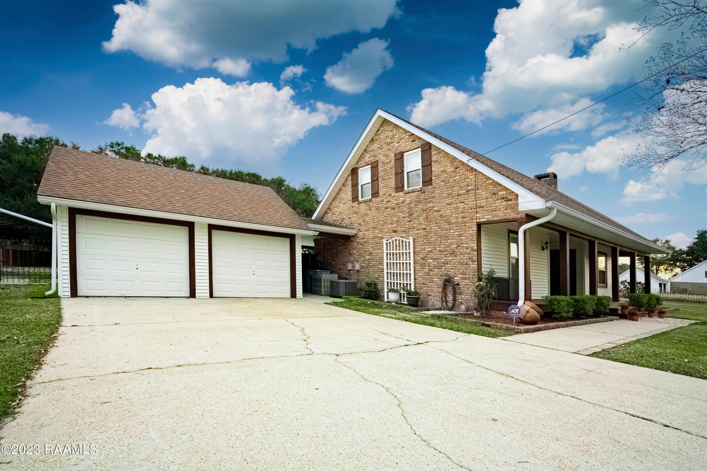 1038 Thibodeaux Road Breaux Bridge, LA 70517 - Photo 8 of 44 SH_08462-HDR