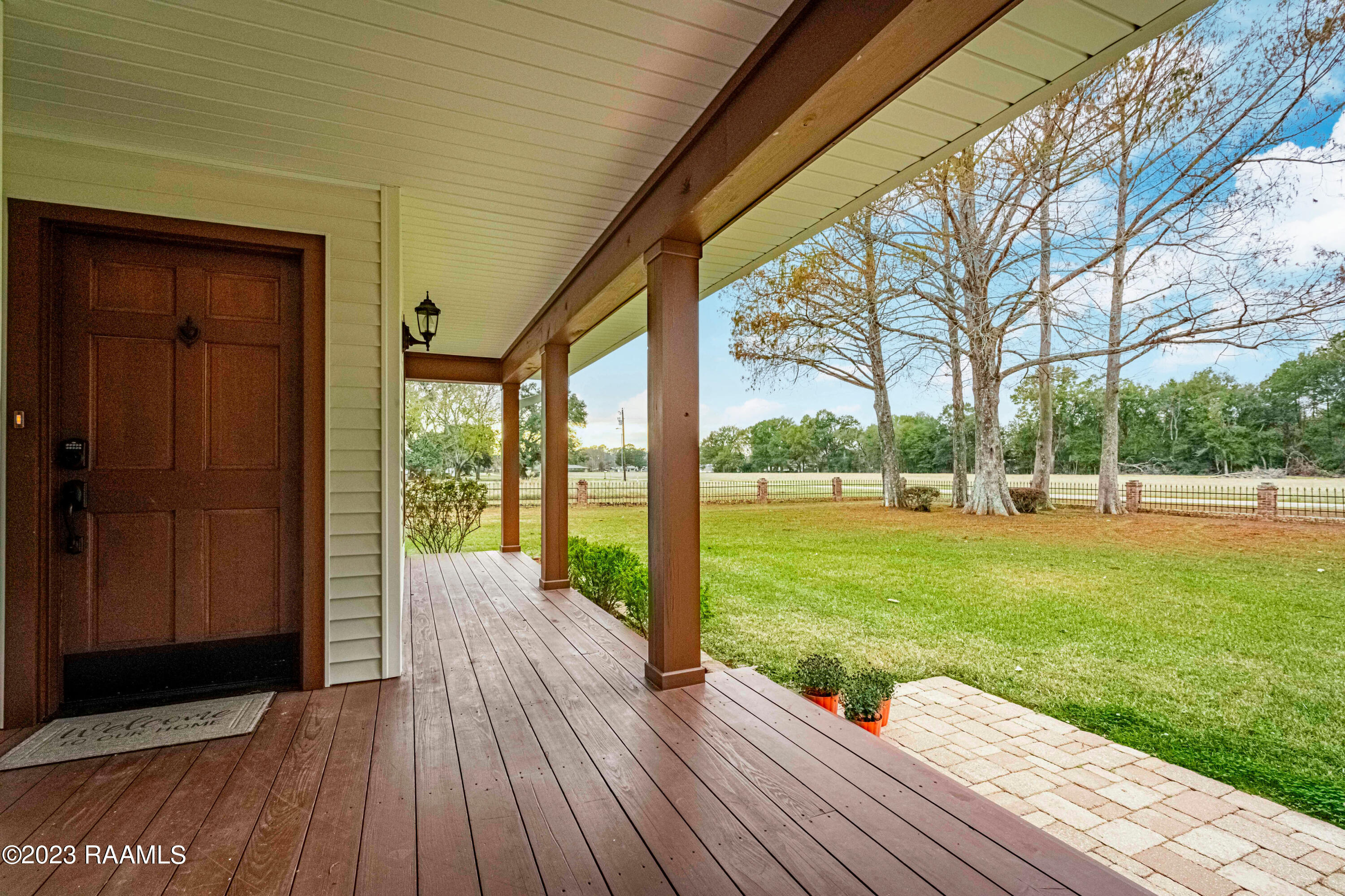 1038 Thibodeaux Road Breaux Bridge, LA 70517 - Photo 9 of 44 SH_08417-HDR
