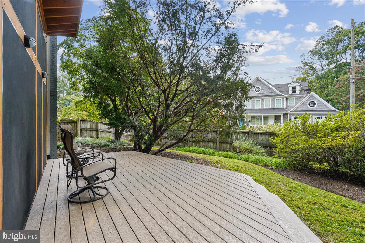 6500 Pyle Road Bethesda, MD 20817 - Photo 40 of 57 Deck