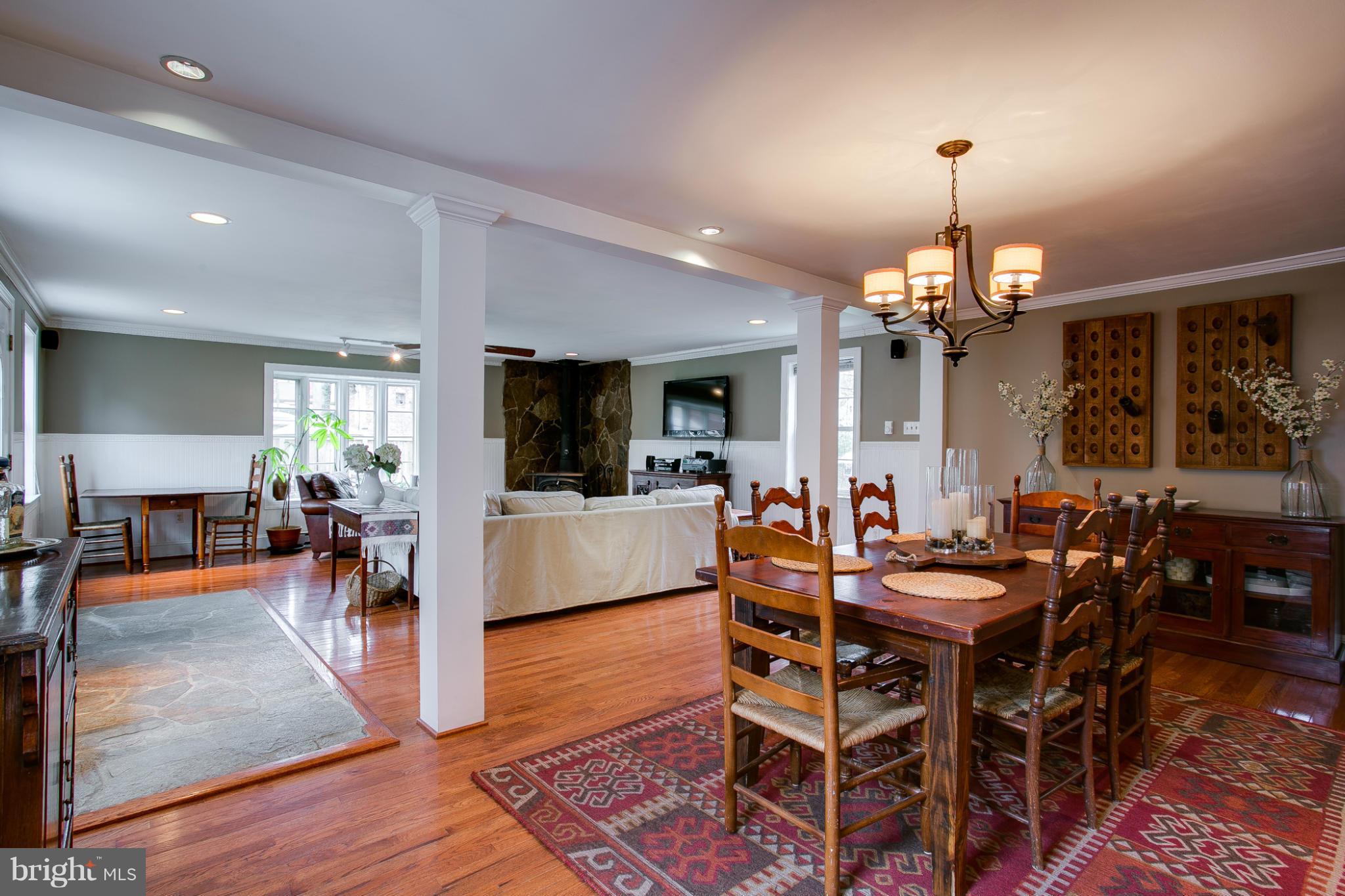 26 Dungarrie Road Baltimore, MD 21228 - Photo 12 of 30 Dining Room