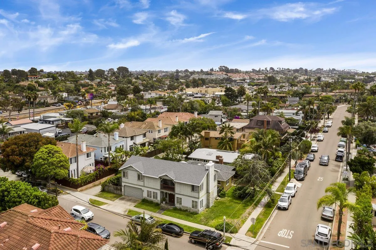 167 Marcheta Street Encinitas, CA 92024 - Photo 18 of 21 an aerial view of a city