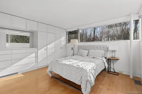 $3,250,000 | 54 Cross Pond Road, Pound Ridge, NY 10576