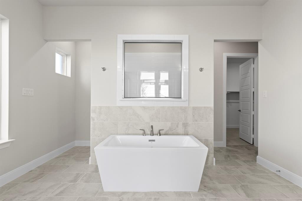 2317 Cottonbelt Road Celina, TX 75009 - Photo 16 of 28 16. 2317 Cottonbelt - Bath