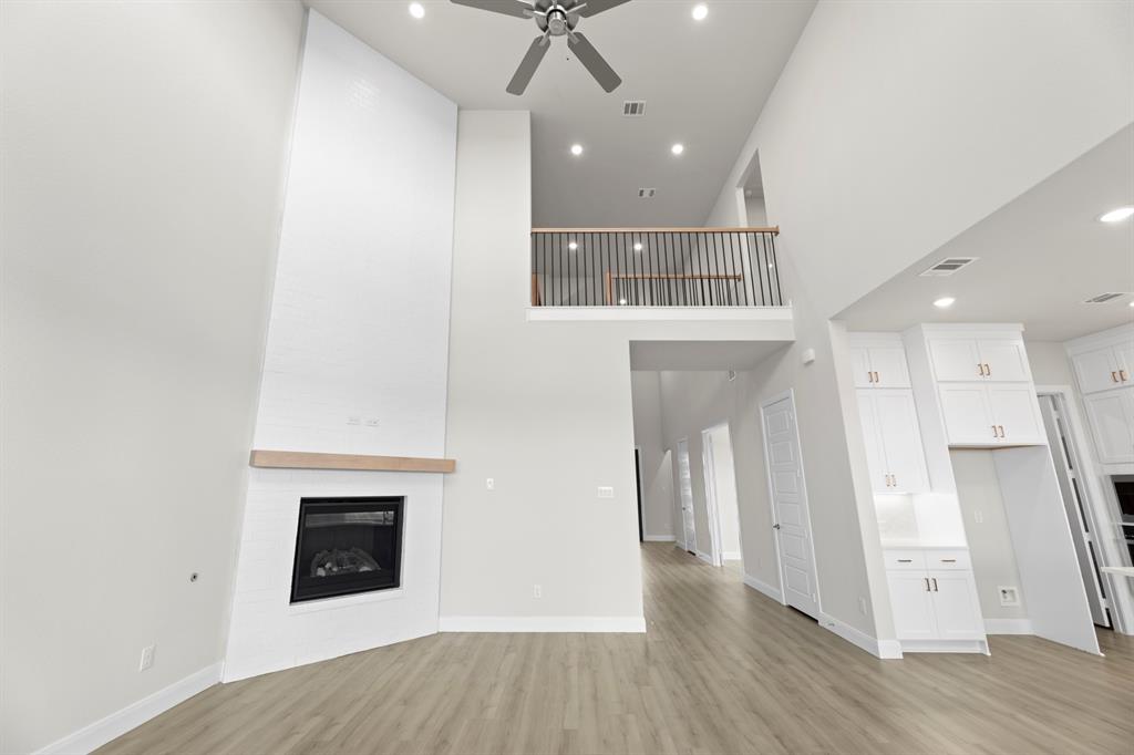 2317 Cottonbelt Road Celina, TX 75009 - Photo 9 of 28 09. 2317 Cottonbelt - Family (2)