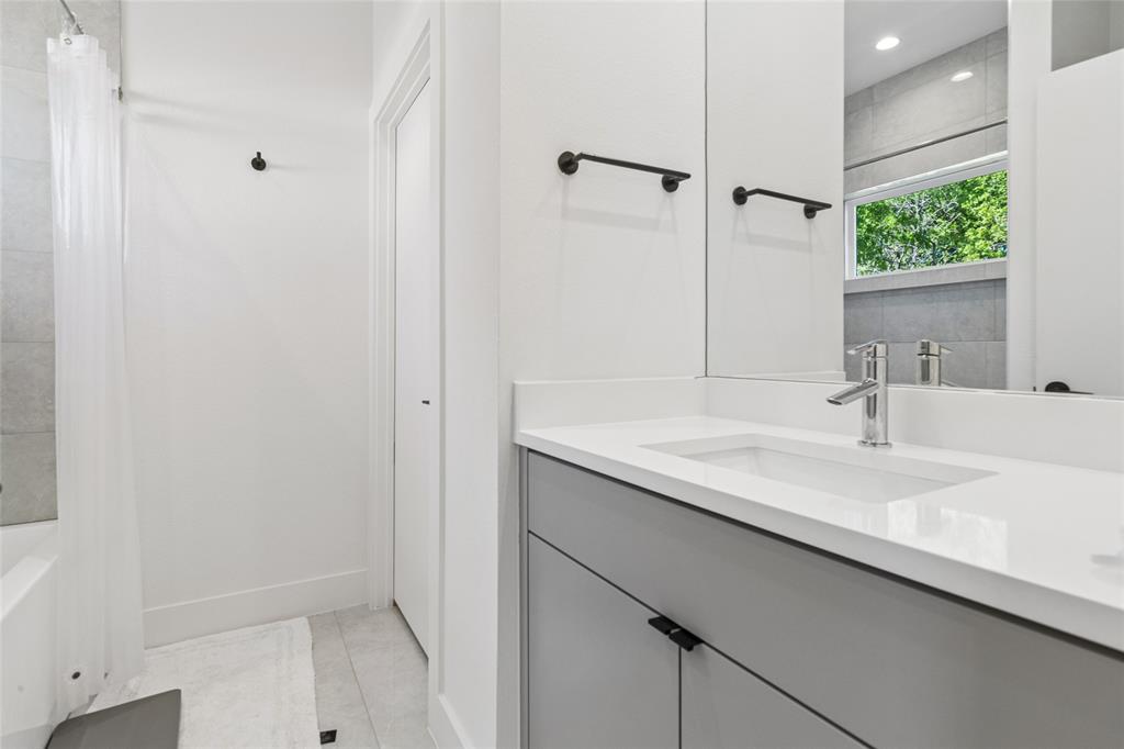 3932 Valley Ridge Road Dallas, TX 75220 - Photo 24 of 29