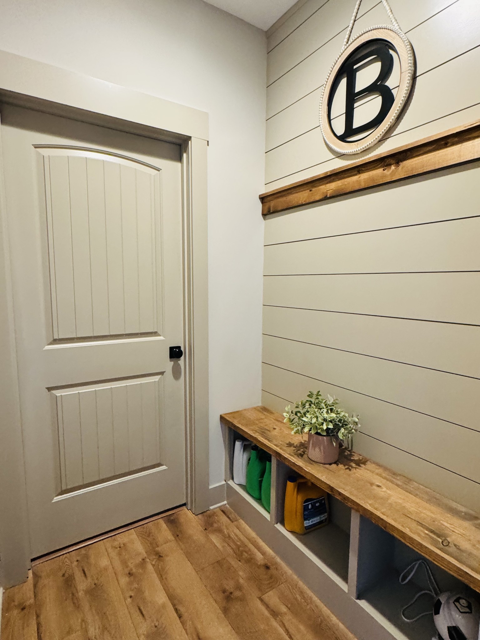 319 Lear Road Portland, TN 37148 - Photo 24 of 32 a view of small space with wooden floor