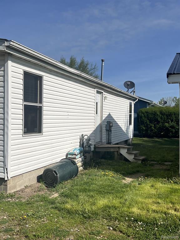 6791 Cade Road Brown City, MI 48416 - Photo 2 of 8 Gallery Image 2