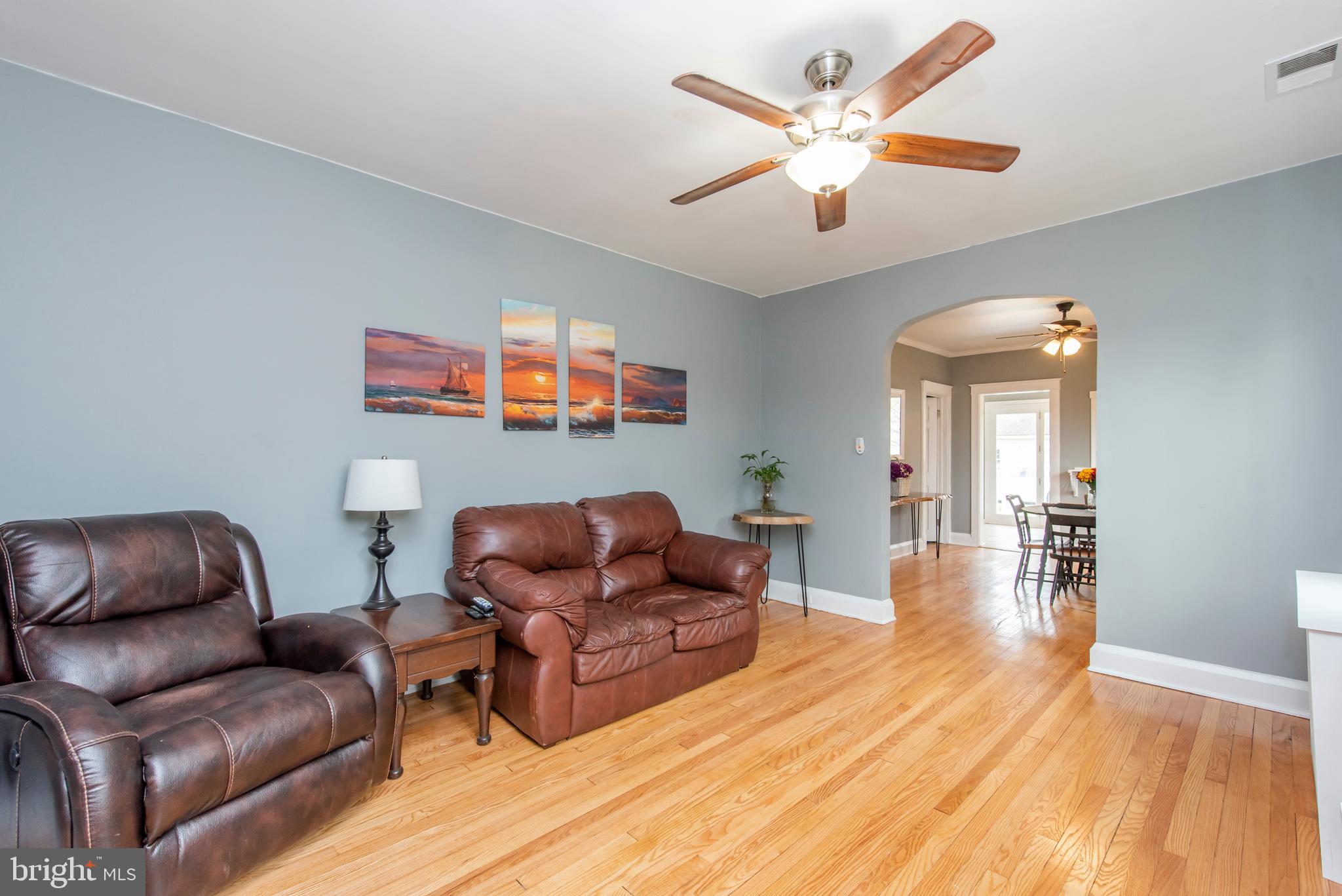 3100 Willoughby Road Baltimore, MD 21234 - Photo 11 of 52 Living Room