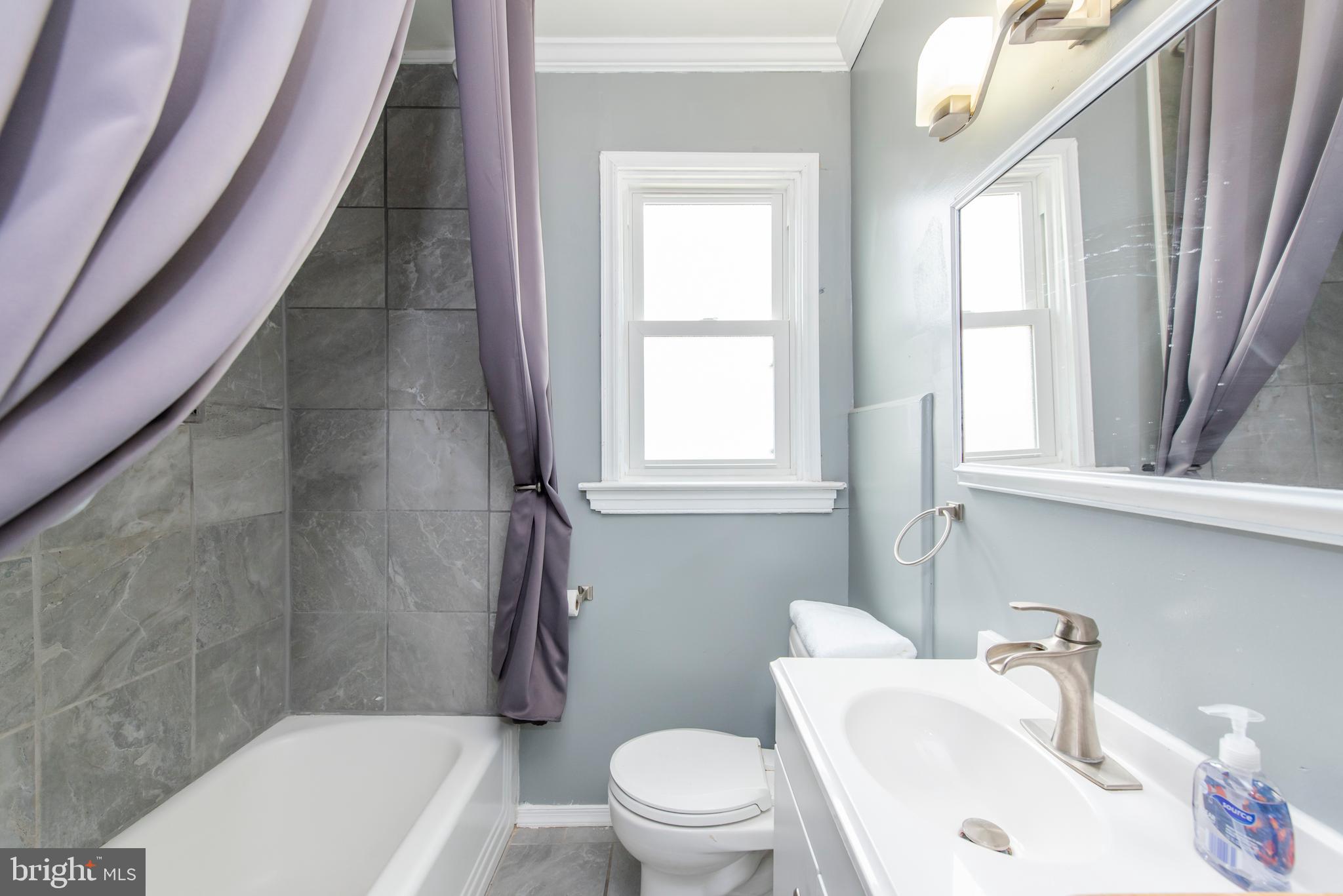 3100 Willoughby Road Baltimore, MD 21234 - Photo 23 of 52 Bath