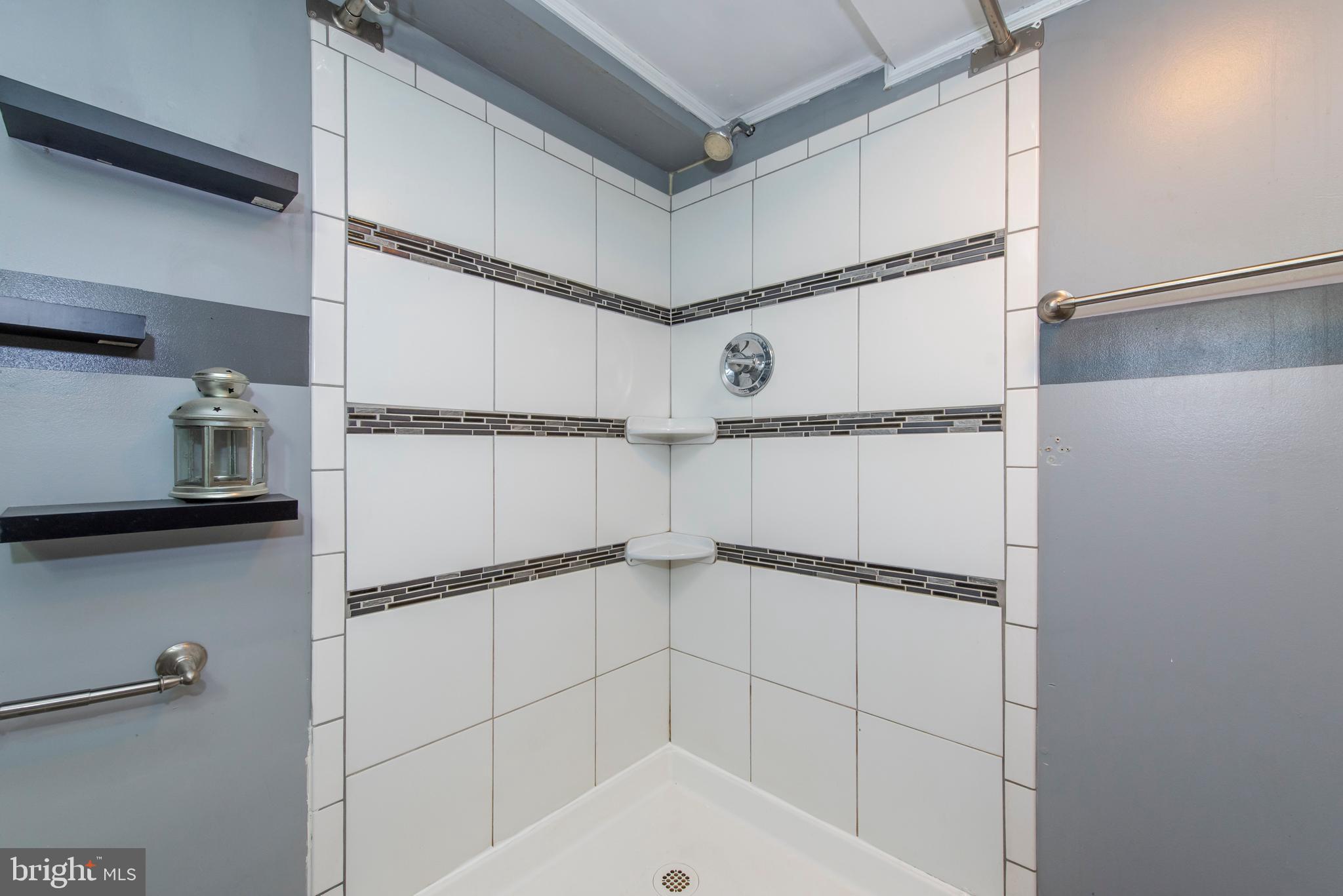3100 Willoughby Road Baltimore, MD 21234 - Photo 37 of 52 Bath