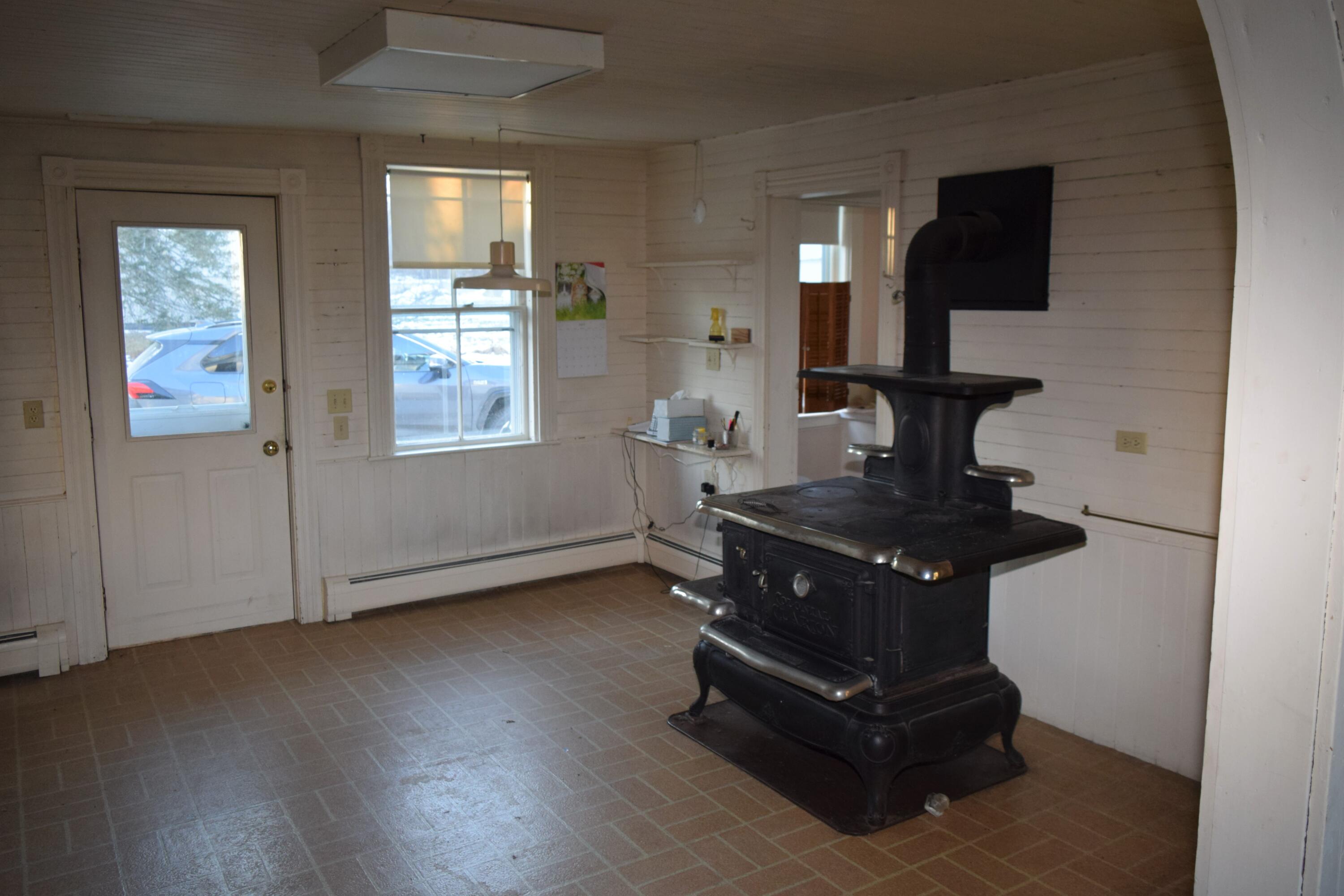 116 Perkins Street Castine, ME 04421 - Photo 29 of 48 T K #4