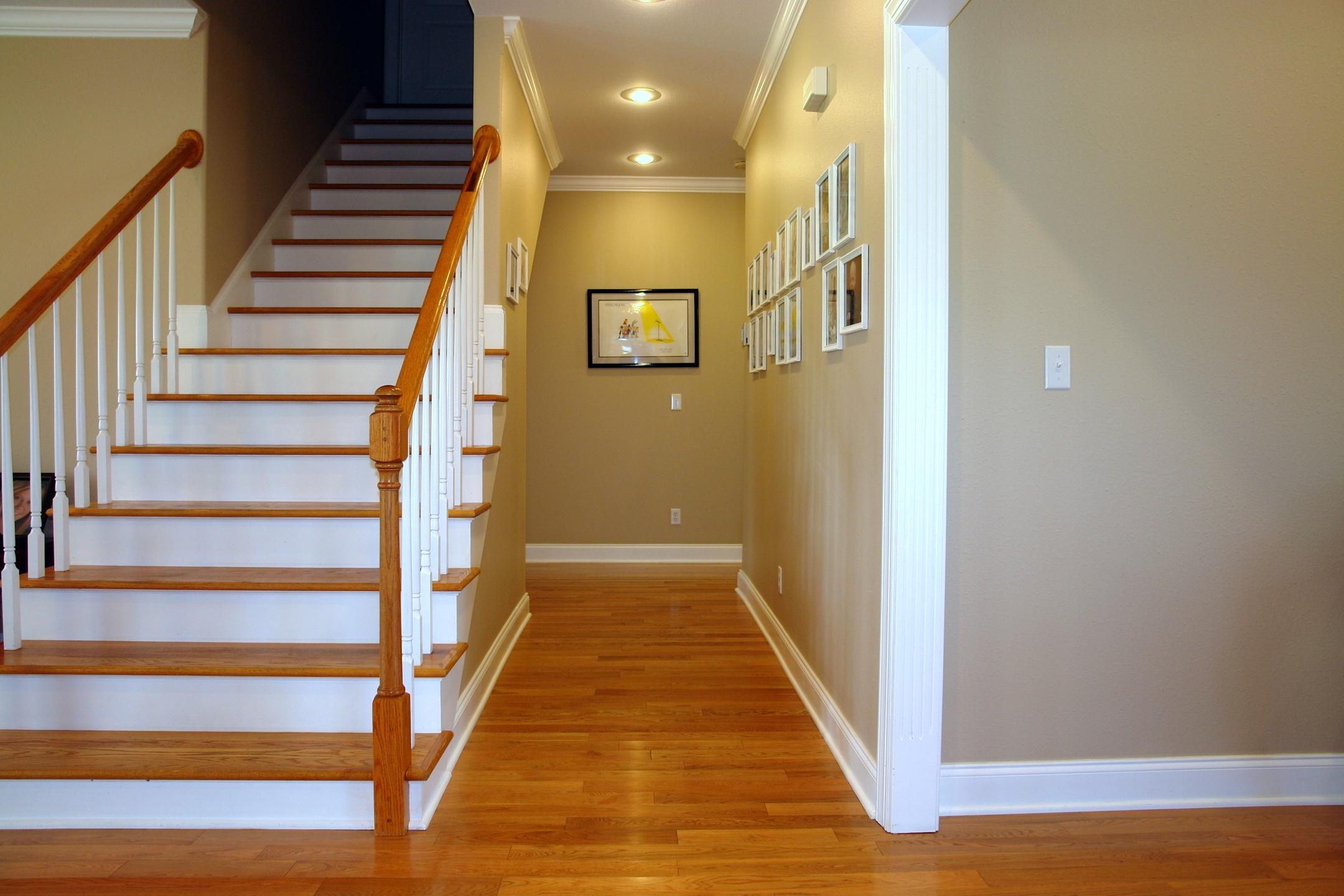 431 Open Range Road Crossville, TN 38555 - Photo 16 of 38 STAIRWAY TO 2ND FLOOR AND HALLWAY