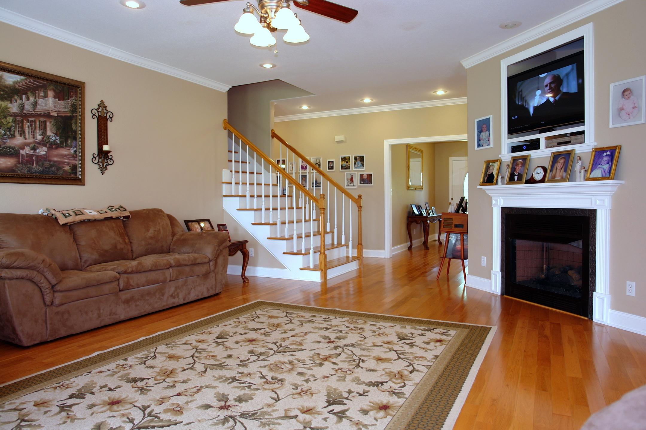 431 Open Range Road Crossville, TN 38555 - Photo 10 of 38 BEAUTIFUL LIVING ROOM