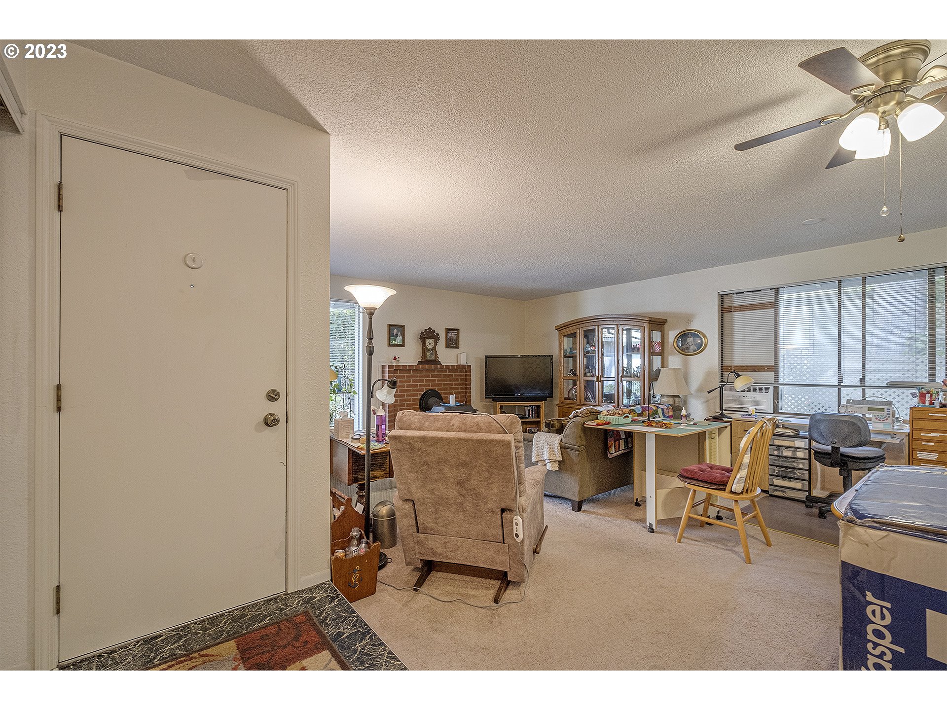 14172 Southwest Daphne Street Beaverton, OR 97008 - Photo 18 of 33