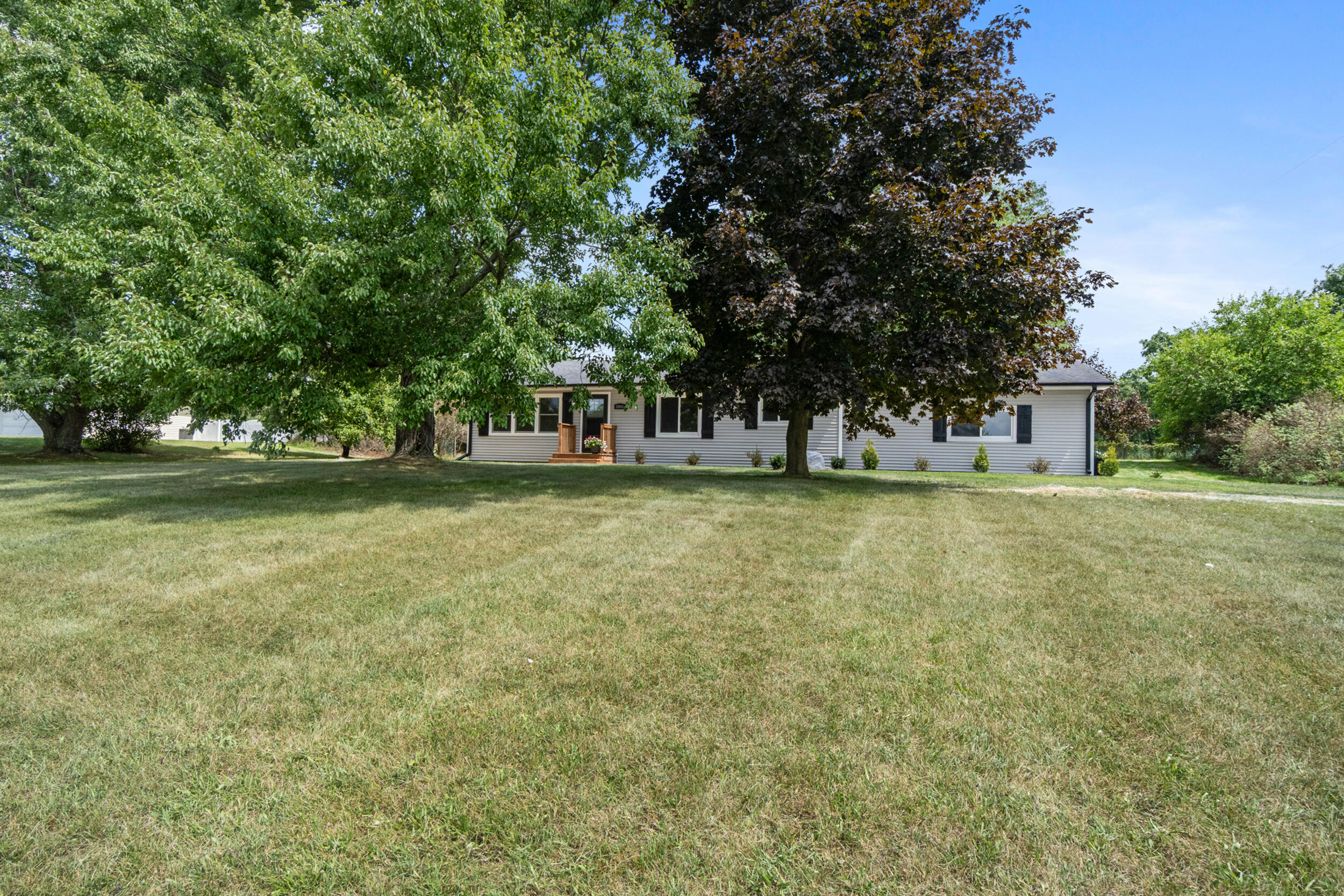 5900 Clark Lake Road Jackson, MI 49201 - Photo 3 of 67 5900 Clark Lake Rd, Jackson, MI