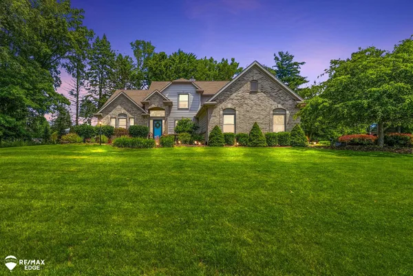 $529,900 | 3311 Peregrine Way, Howell, MI 48843