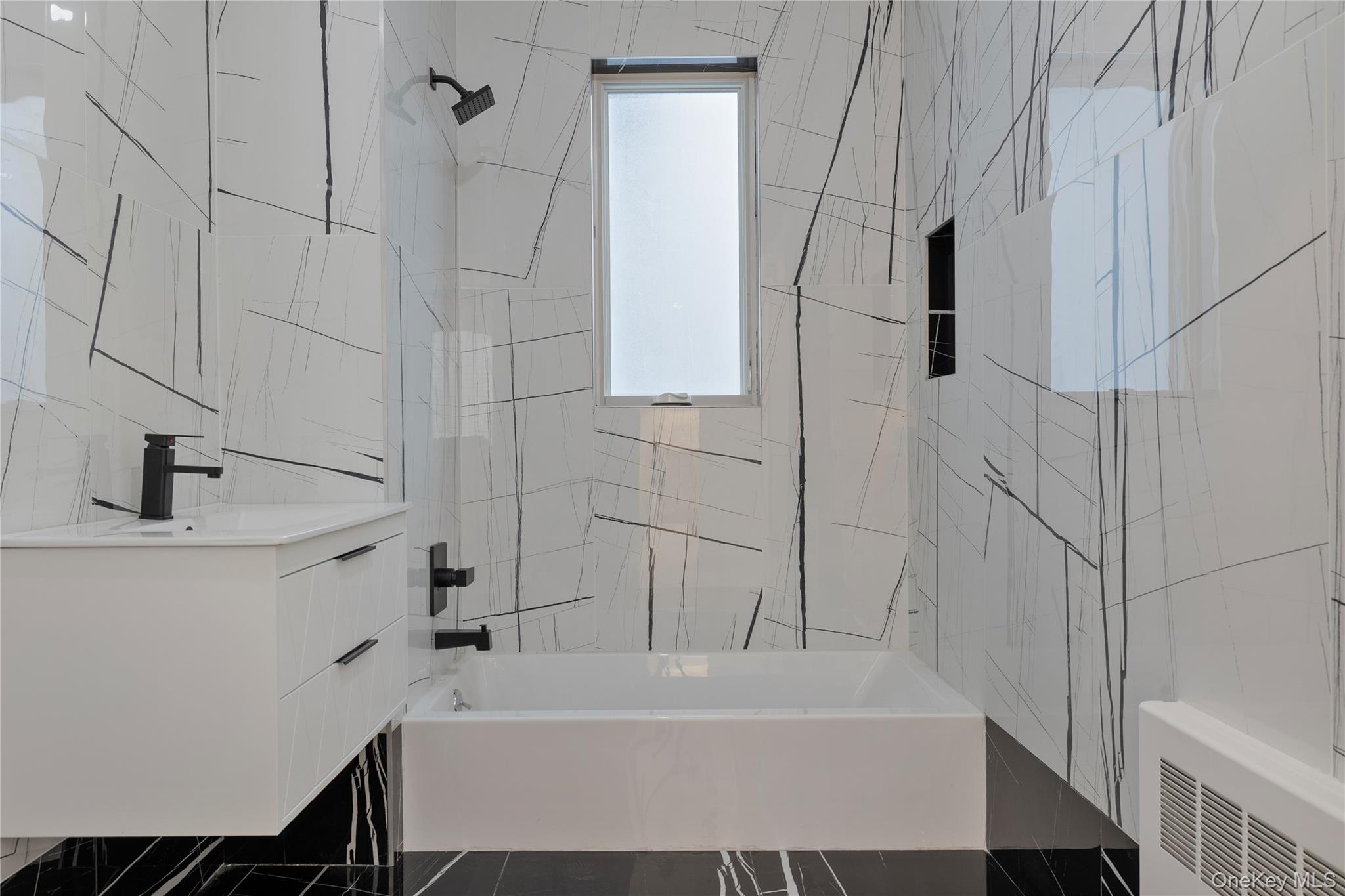 27 Ellish Parkway, Unit 103 Spring Valley, NY 10977 - Photo 17 of 23 Bathroom
