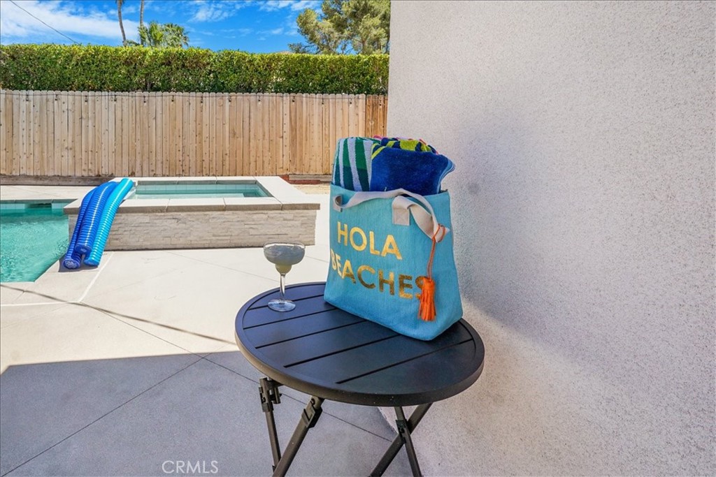 39120 Paradise Way Cathedral City, CA 92234 - Photo 31 of 41 a view of entryway with furniture