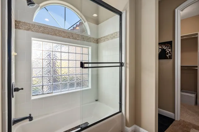 a picture of a wall with white wall picture