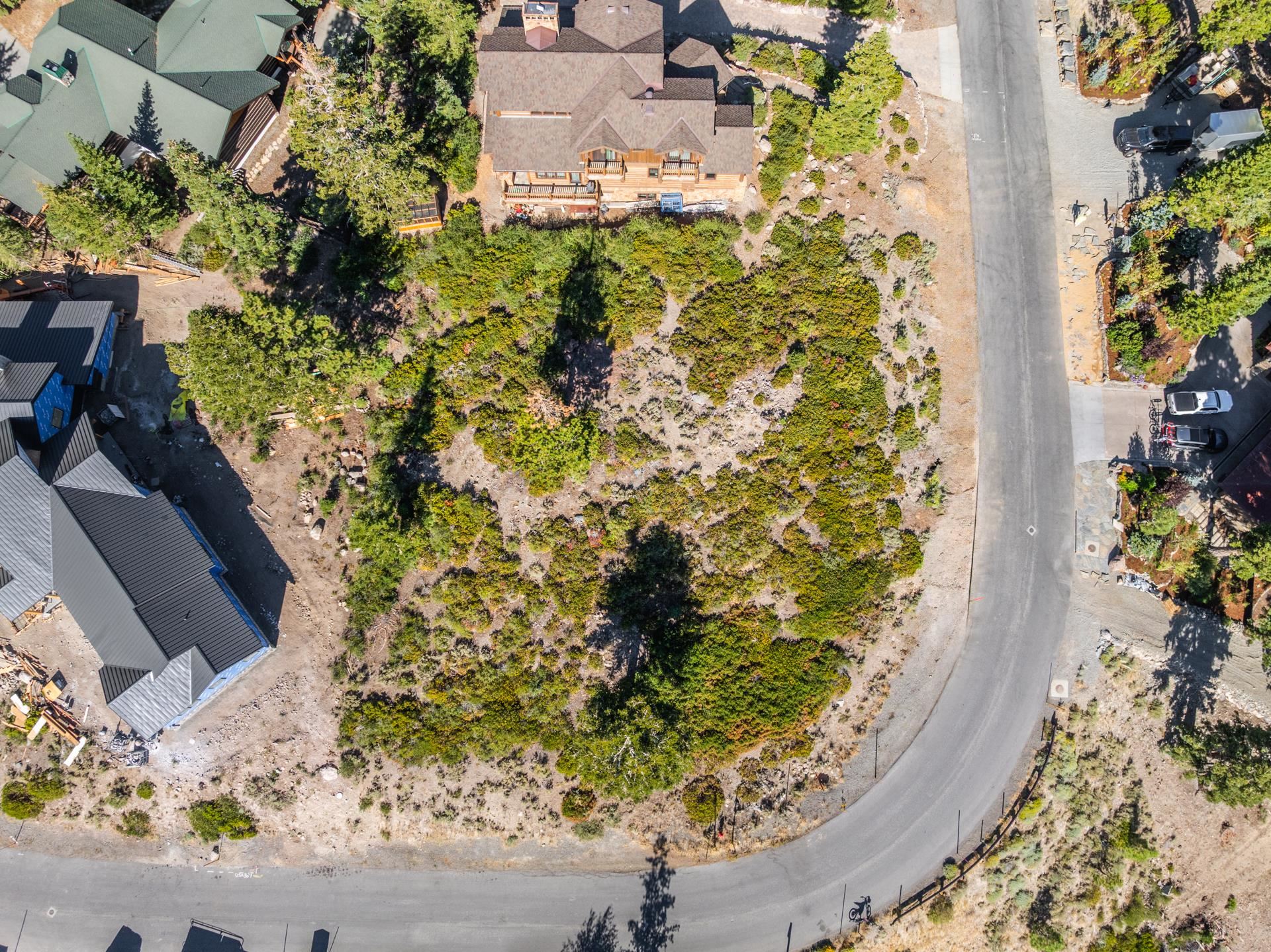 480 Fir Street Mammoth Lakes, CA 93546 - Photo 14 of 36 Aerial view of property and surrounding area with nearby suburban area