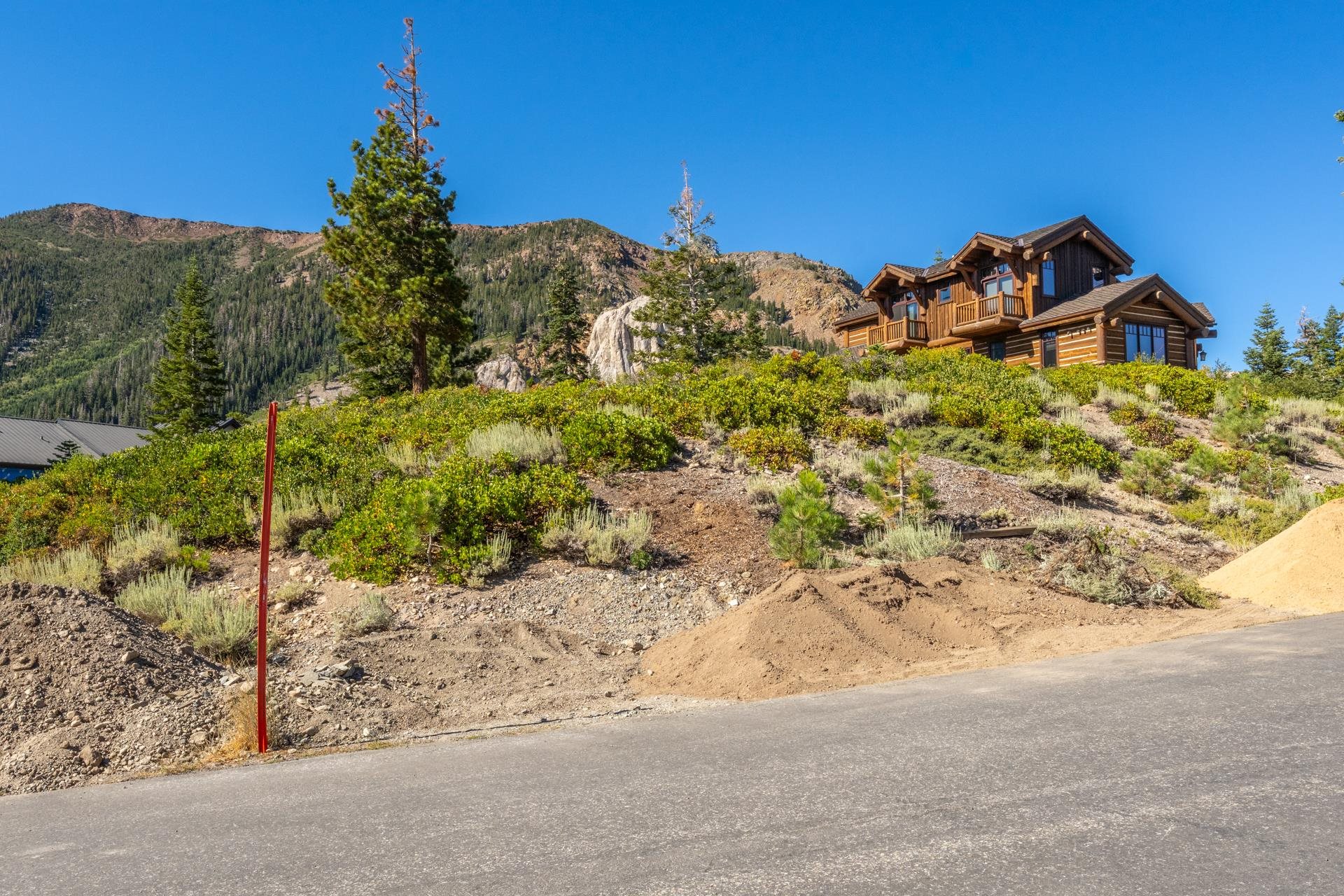 480 Fir Street Mammoth Lakes, CA 93546 - Photo 32 of 36 View of mountain background