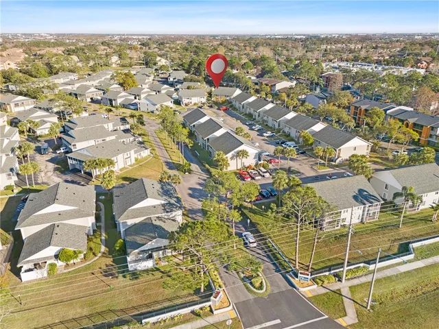 $2,000 | 5606 Blue Shadows Court, Unit 10, Orlando, FL 32811