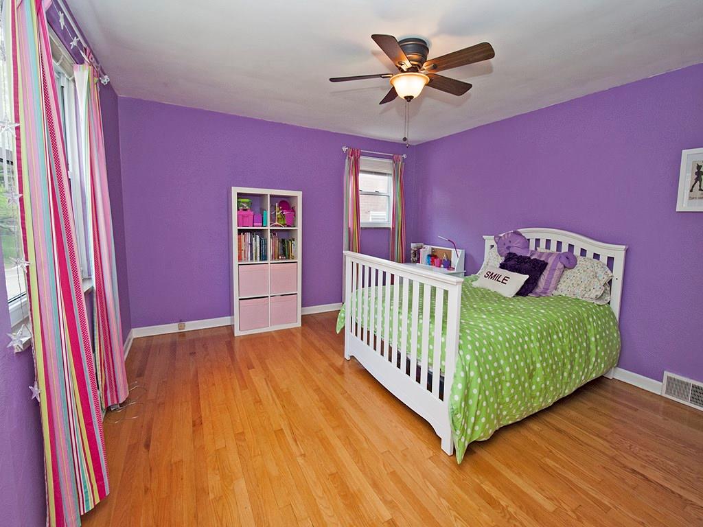 1350 Washington Road Mt. Lebanon, PA 15228 - Photo 14 of 18 2nd bedroom with gleaming hardwood floors.