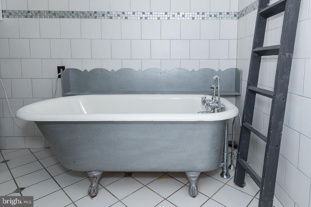 19 South 1st Road Hammonton, NJ 08037 - Photo 17 of 32